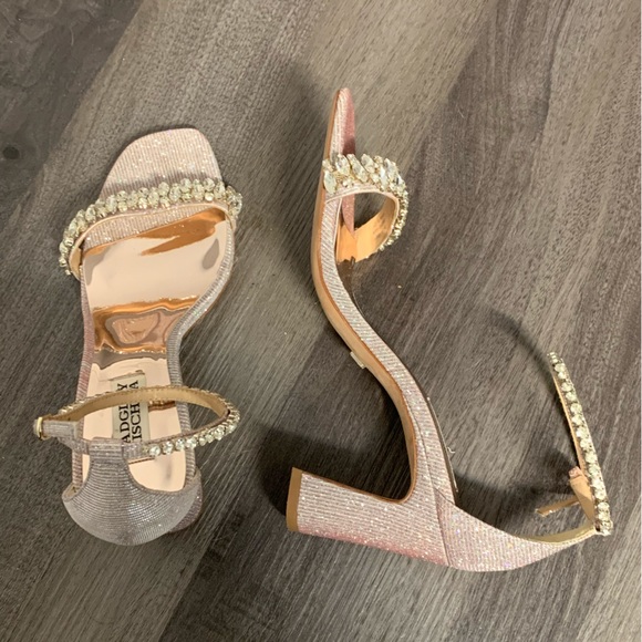 Badgley Mischka Women's Harriet Heeled Rose Sandal 7 - Picture 8 of 11